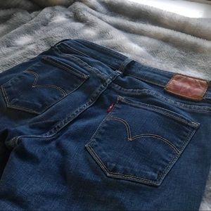 Levi’s 711 skinny jeans